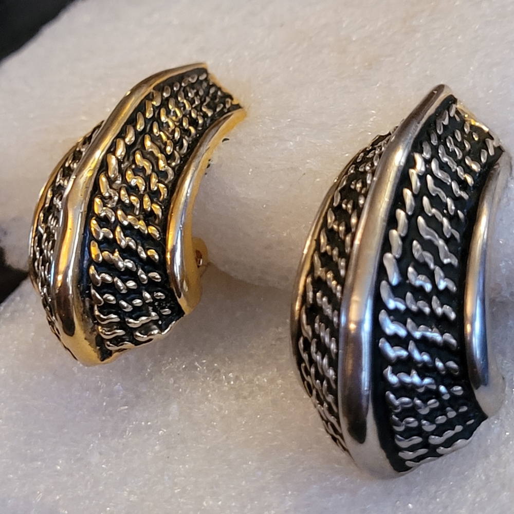 Earring/Lapel Pin Set - Picture 5 of 6